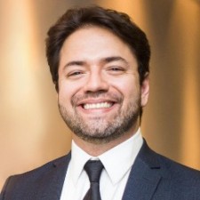 Avatar for Roberto Vasconcelos Novaes from gravatar.com