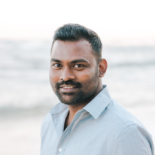 Avatar for Naren Manoharan from gravatar.com