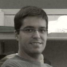 Avatar for rsoutelino from gravatar.com