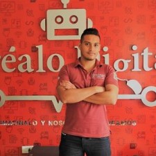 Avatar for Leandro from gravatar.com