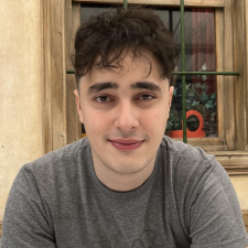 Avatar for Emre Arapcic-Uevak from gravatar.com