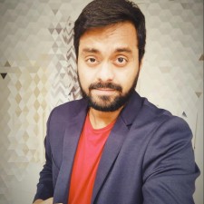 Avatar for Eeswar Krishnavarjula from gravatar.com