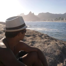 Avatar for Thiago Pereira Bueno from gravatar.com