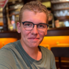 Avatar for Lorenz Barta from gravatar.com