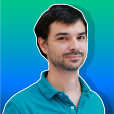 Avatar for David Riccitelli from gravatar.com