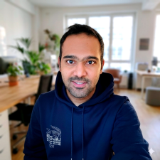 Avatar for Lokesh from gravatar.com