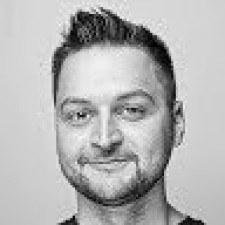 Avatar for Robert Vojcik from gravatar.com