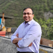 Avatar for Vahid V. from gravatar.com