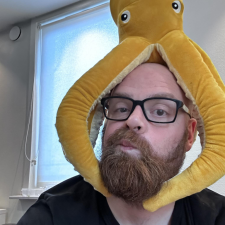 Avatar for hjertnes from gravatar.com