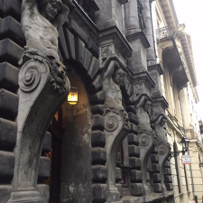 Avatar for James Liu from gravatar.com