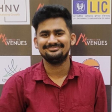 Avatar for Aakash Ezhilan from gravatar.com