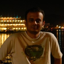 Avatar for Vineet Naik from gravatar.com