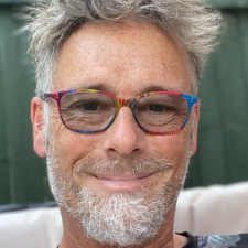 Avatar for Alan Robinson from gravatar.com