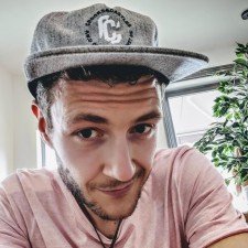 Avatar for Lewis Morris from gravatar.com