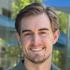 Avatar for Ross Wolf from gravatar.com