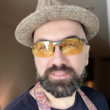 Avatar for Farshid Ashouri from gravatar.com