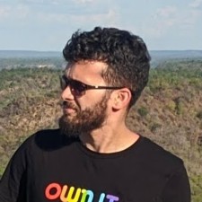 Avatar for emyller from gravatar.com