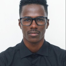 Avatar for Yanick Andrade from gravatar.com