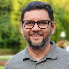 Avatar for Allan Medeiros from gravatar.com