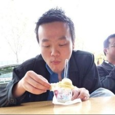 Avatar for Vincent Teo from gravatar.com