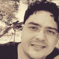 Avatar for Rafael Reuber from gravatar.com
