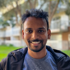 Avatar for Shiv Deepak from gravatar.com