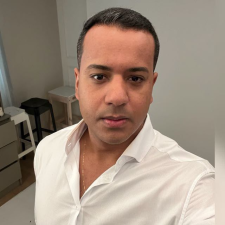 Avatar for Edilson Ferreira da Silva from gravatar.com
