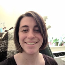 Avatar for Lianne Lairmore from gravatar.com